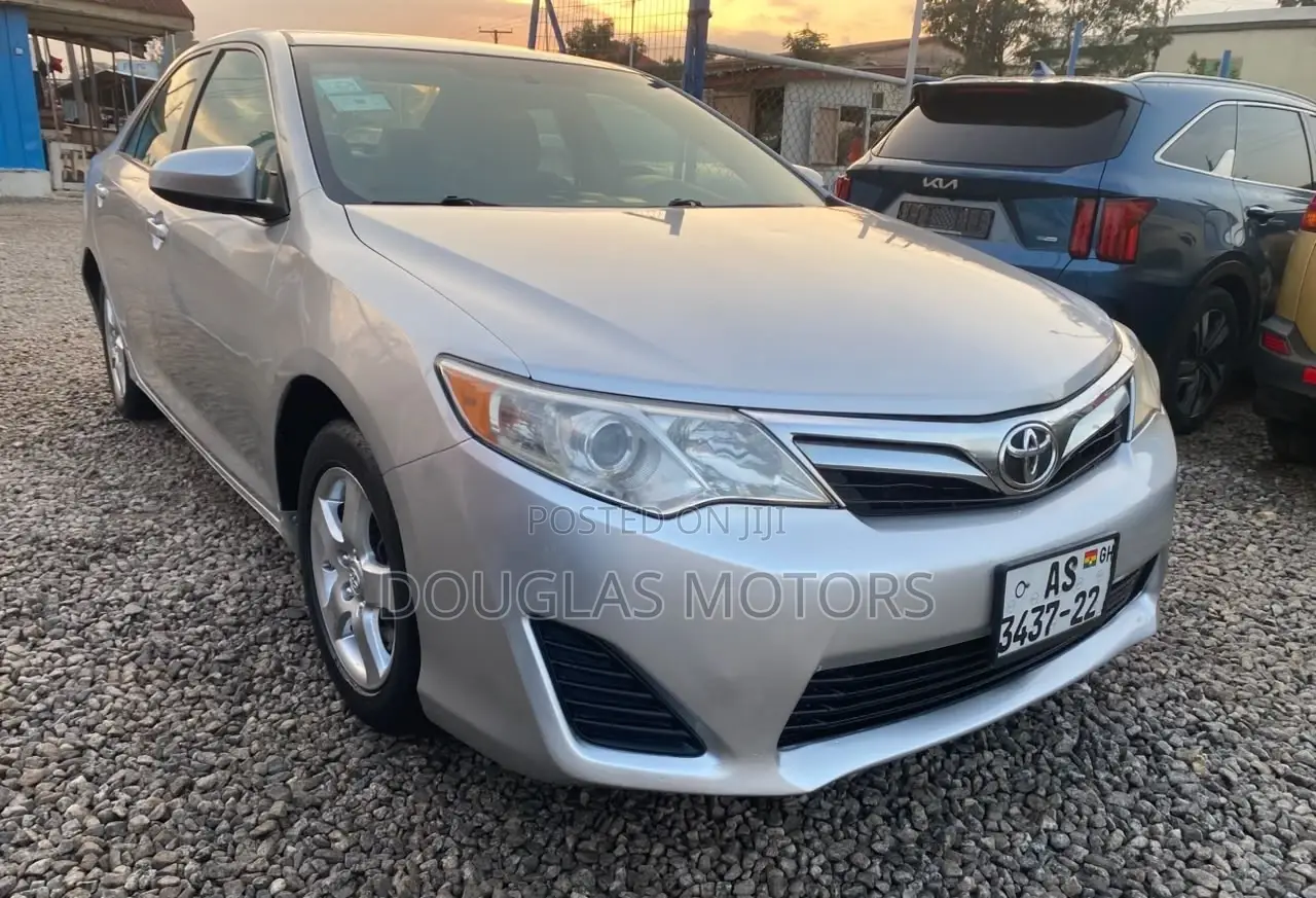 Toyota Camry 2013 Silver