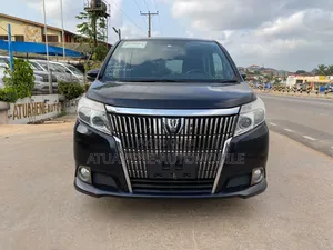Toyota Esquire 2016 Black