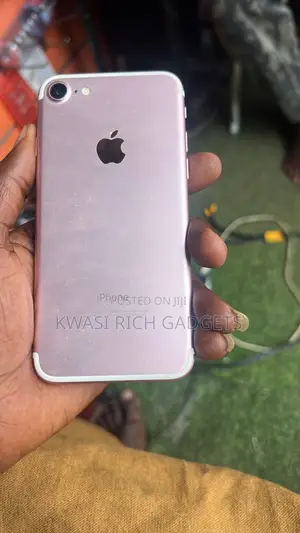 Apple iPhone 7 32 GB Rose Gold
