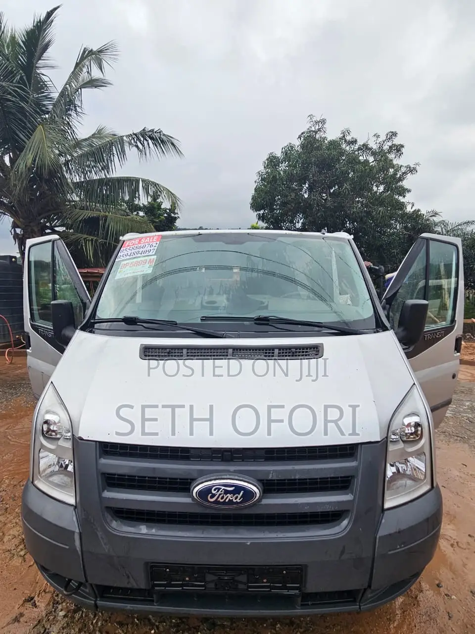 Ford E350 2011 Grey