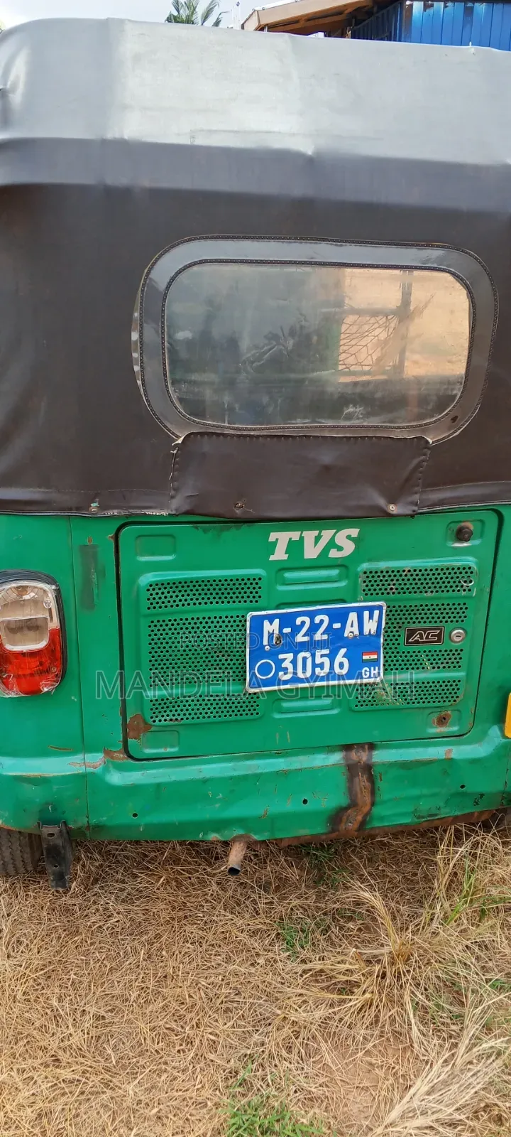 TVS King Deluxe Plus iTouch Start 2022 Green