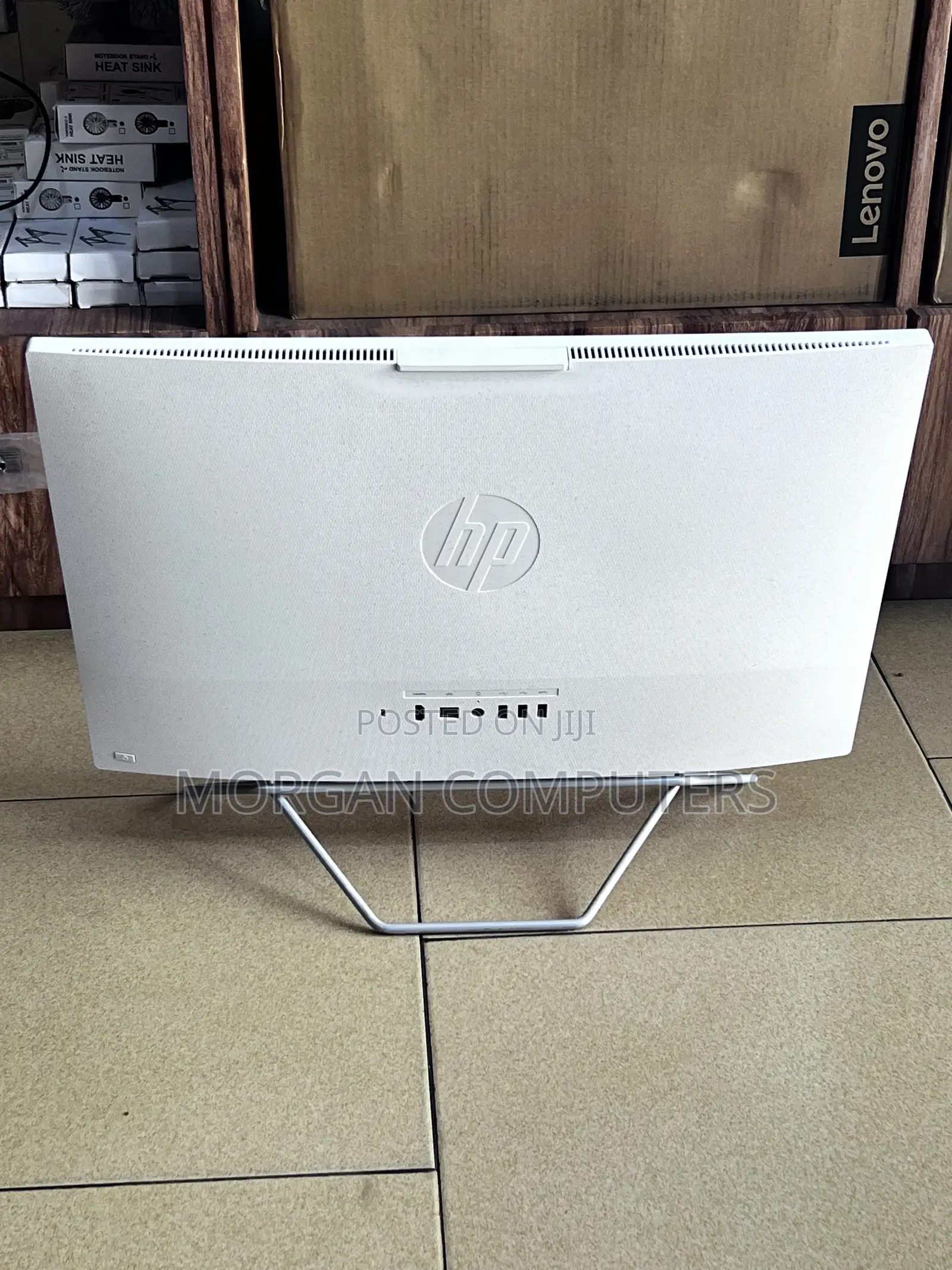 Desktop Computer HP AiO 24 8GB Intel Core i5 SSD 512GB