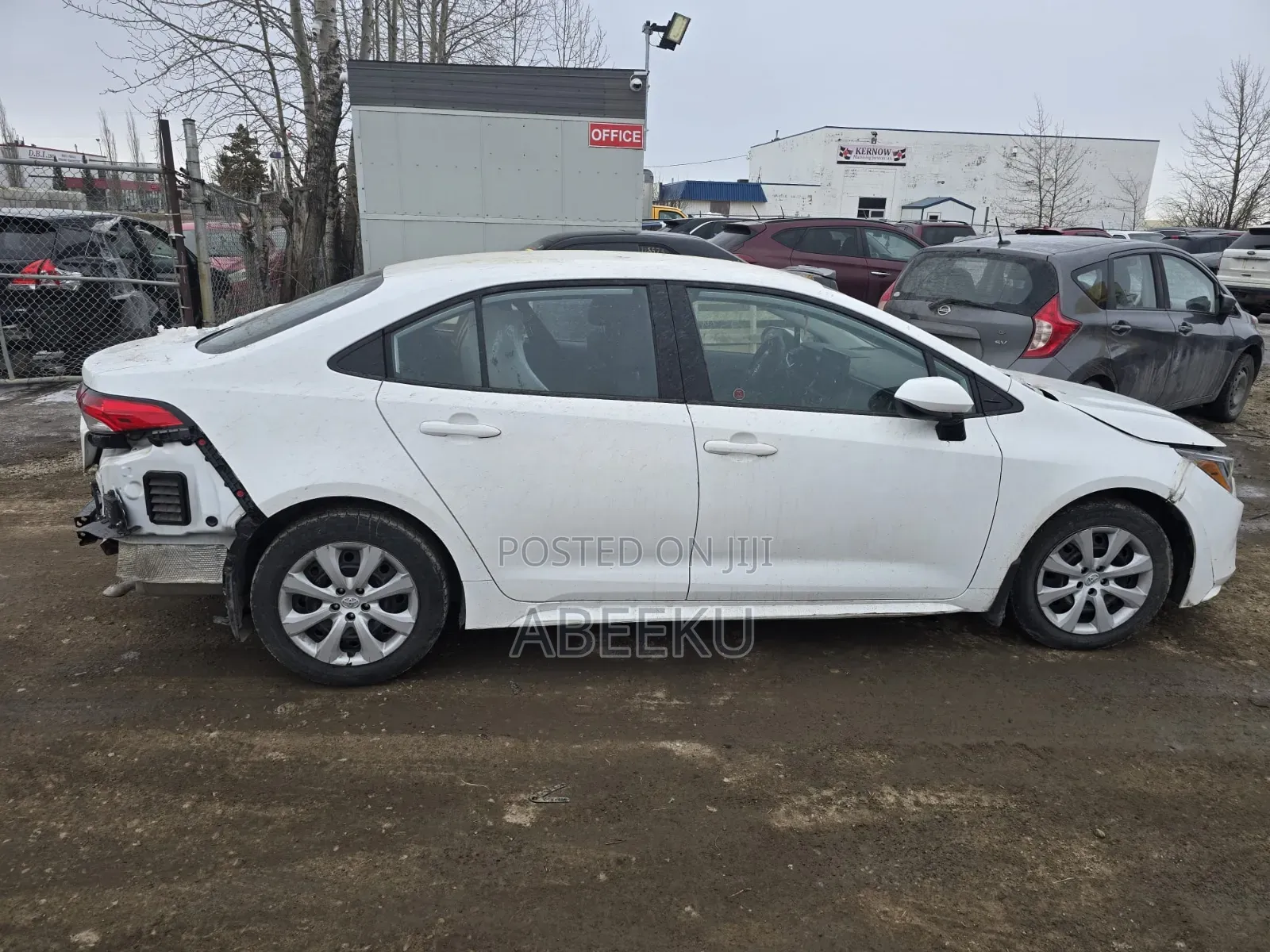 Toyota Corolla LE 2022 White