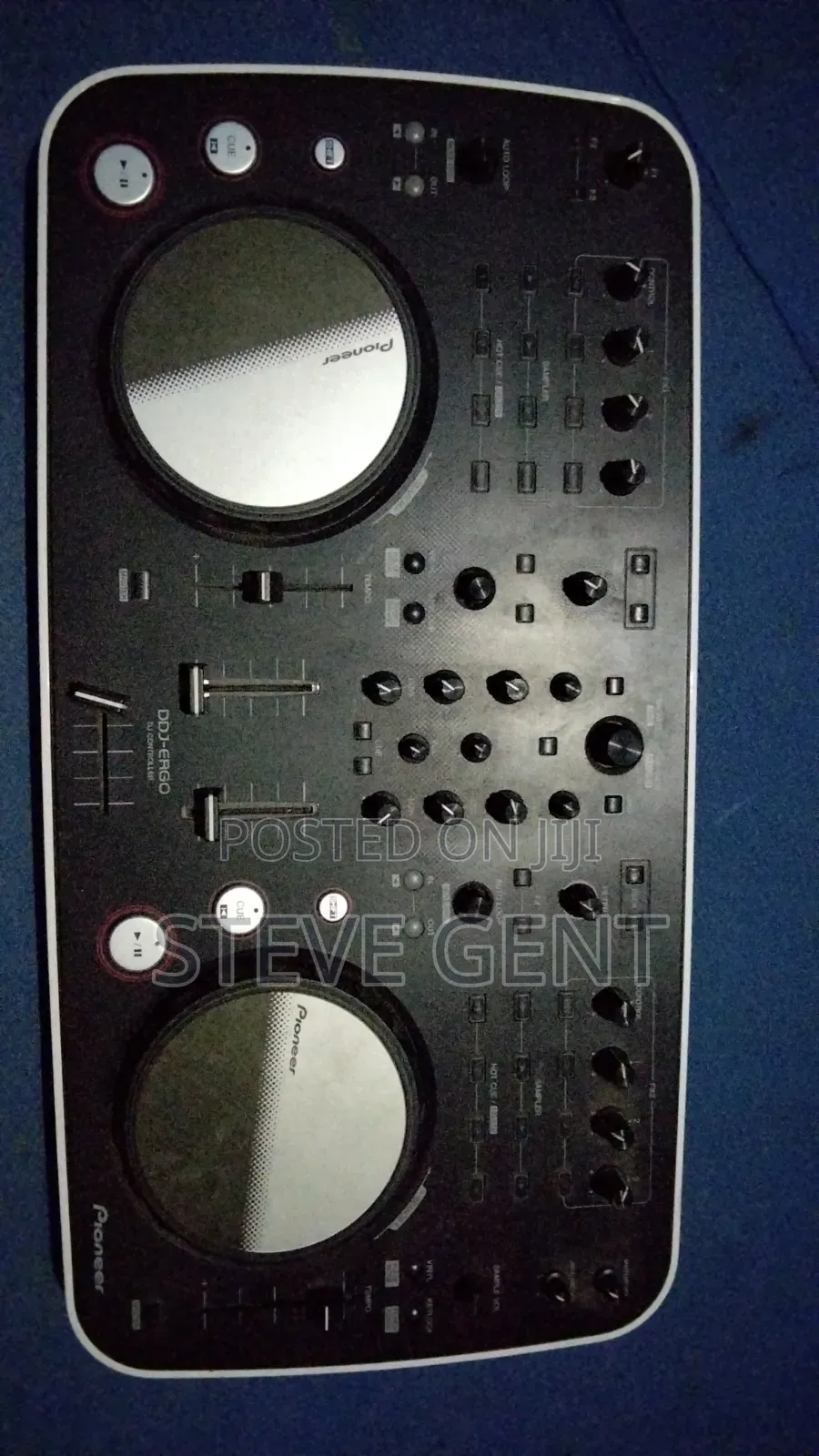 DJ Pioneer Ergo