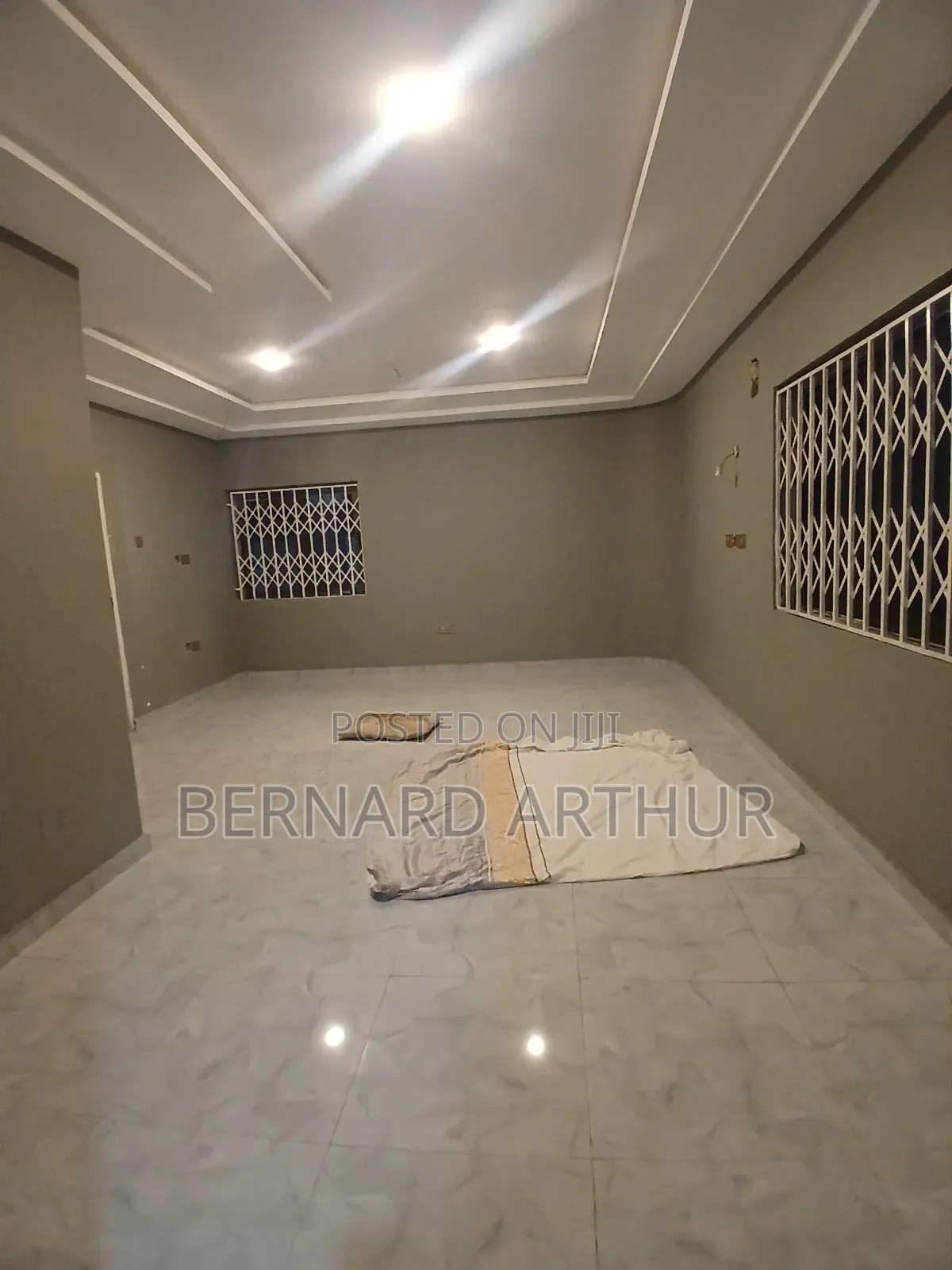 6bdrm Duplex in Bernard Agency, Amasaman for rent
