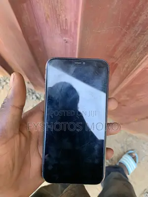 Apple iPhone 11 64 GB Black