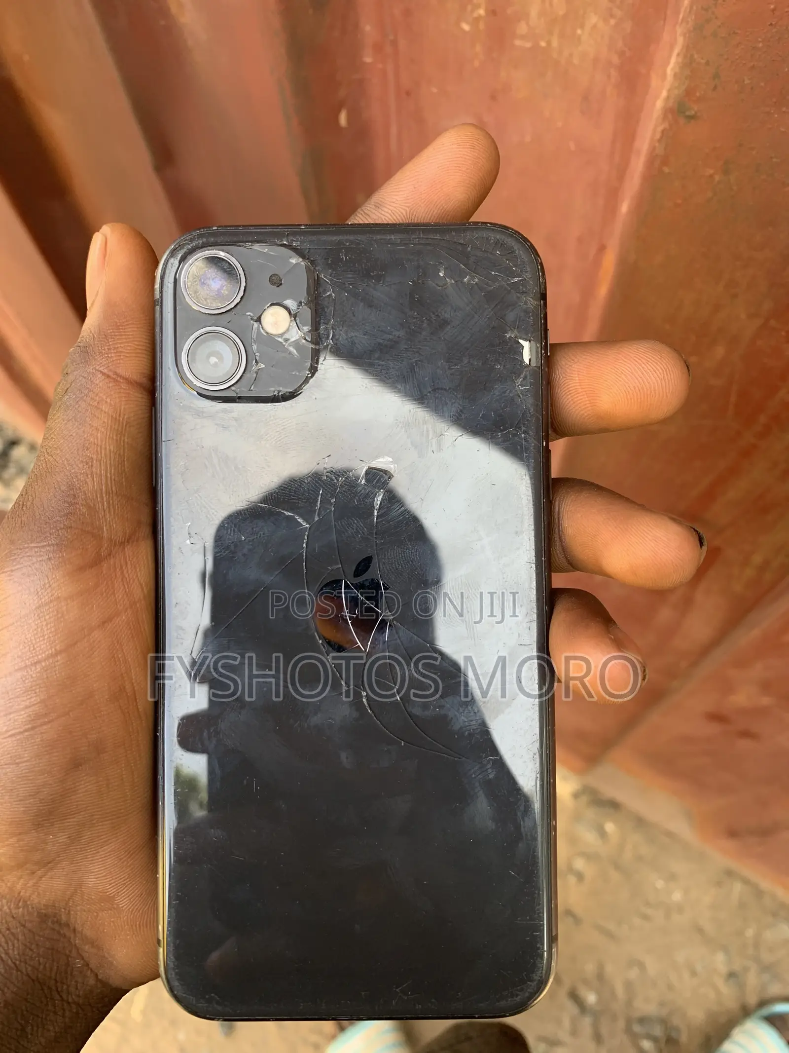 Apple iPhone 11 64 GB Black