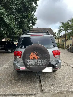 Toyota Sequoia SR5 4dr SUV (4.7L 8cyl 5A) 2006 Gray