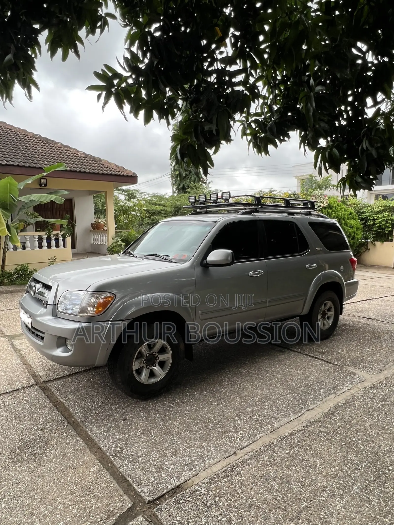 Toyota Sequoia SR5 4dr SUV (4.7L 8cyl 5A) 2006 Gray