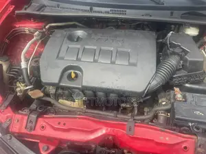 Toyota Corolla 2015 Red