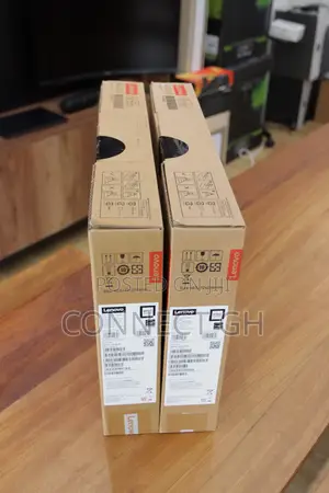 New Laptop Lenovo V15 8GB Intel Core i7 SSD 256GB