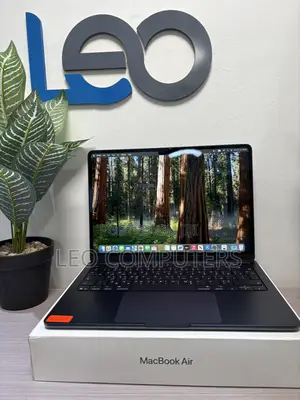 Laptop Apple MacBook Air 2025 M4 16GB Apple M4 SSD 512GB