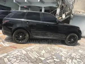 Land Rover Range Rover Sport SE 4x4 (3.0L 6cyl 8A) 2016 Black