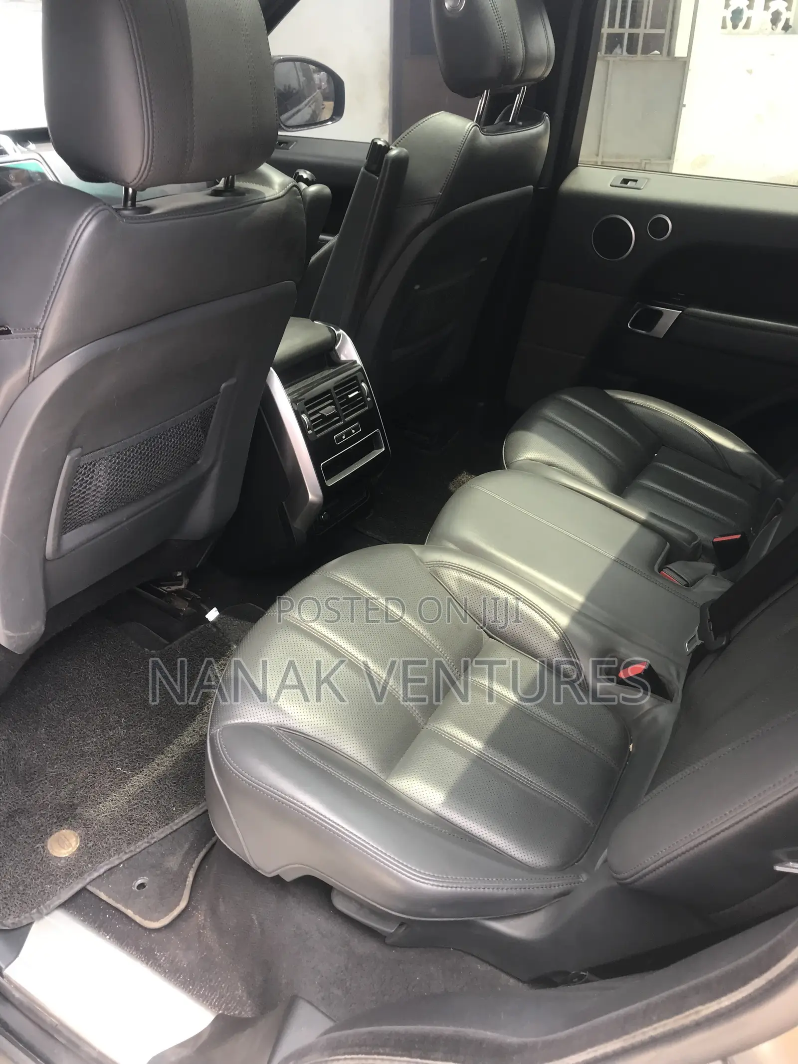 Land Rover Range Rover Sport SE 4x4 (3.0L 6cyl 8A) 2016 Black