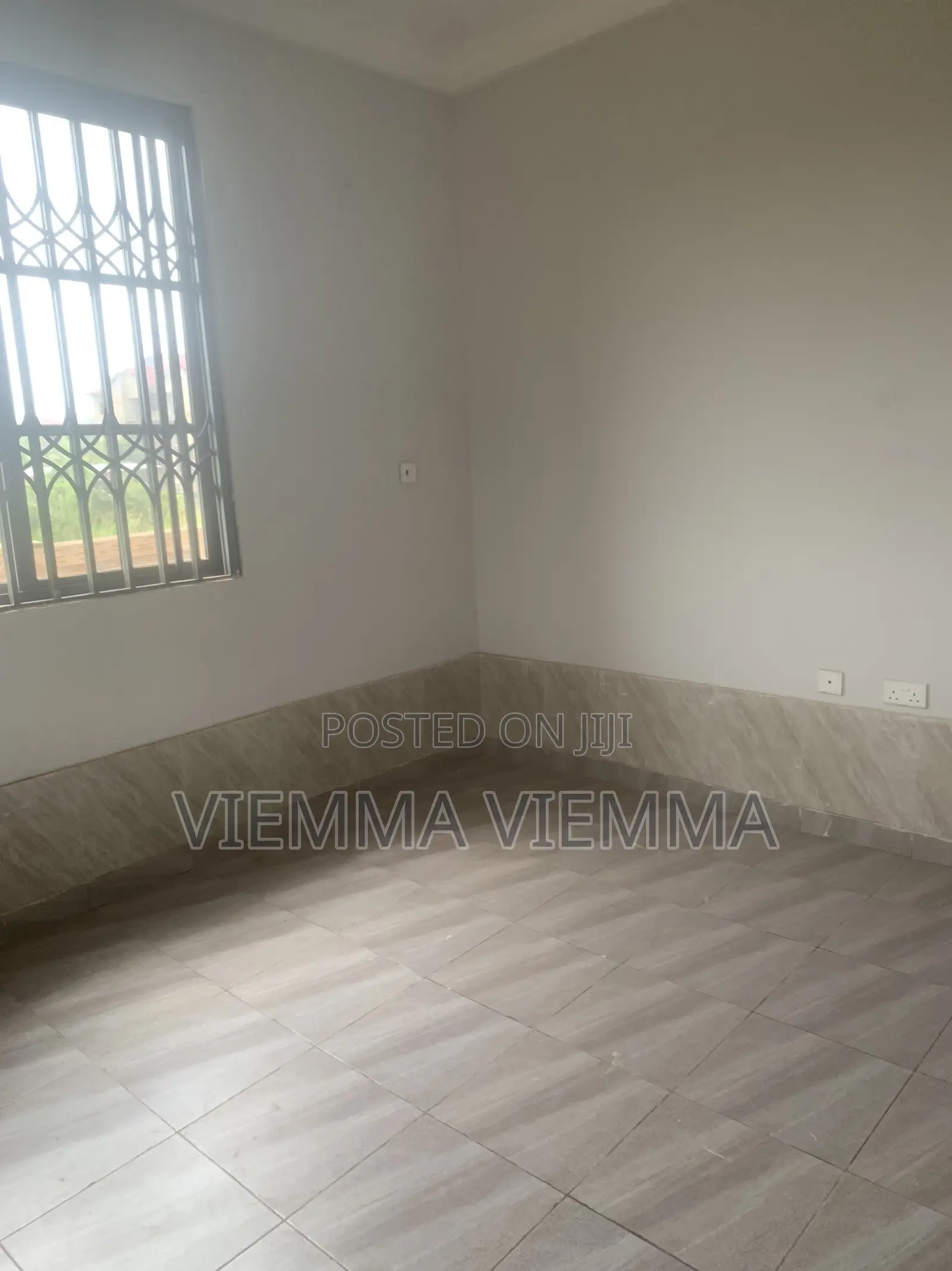 2bdrm House in Oyibi for rent