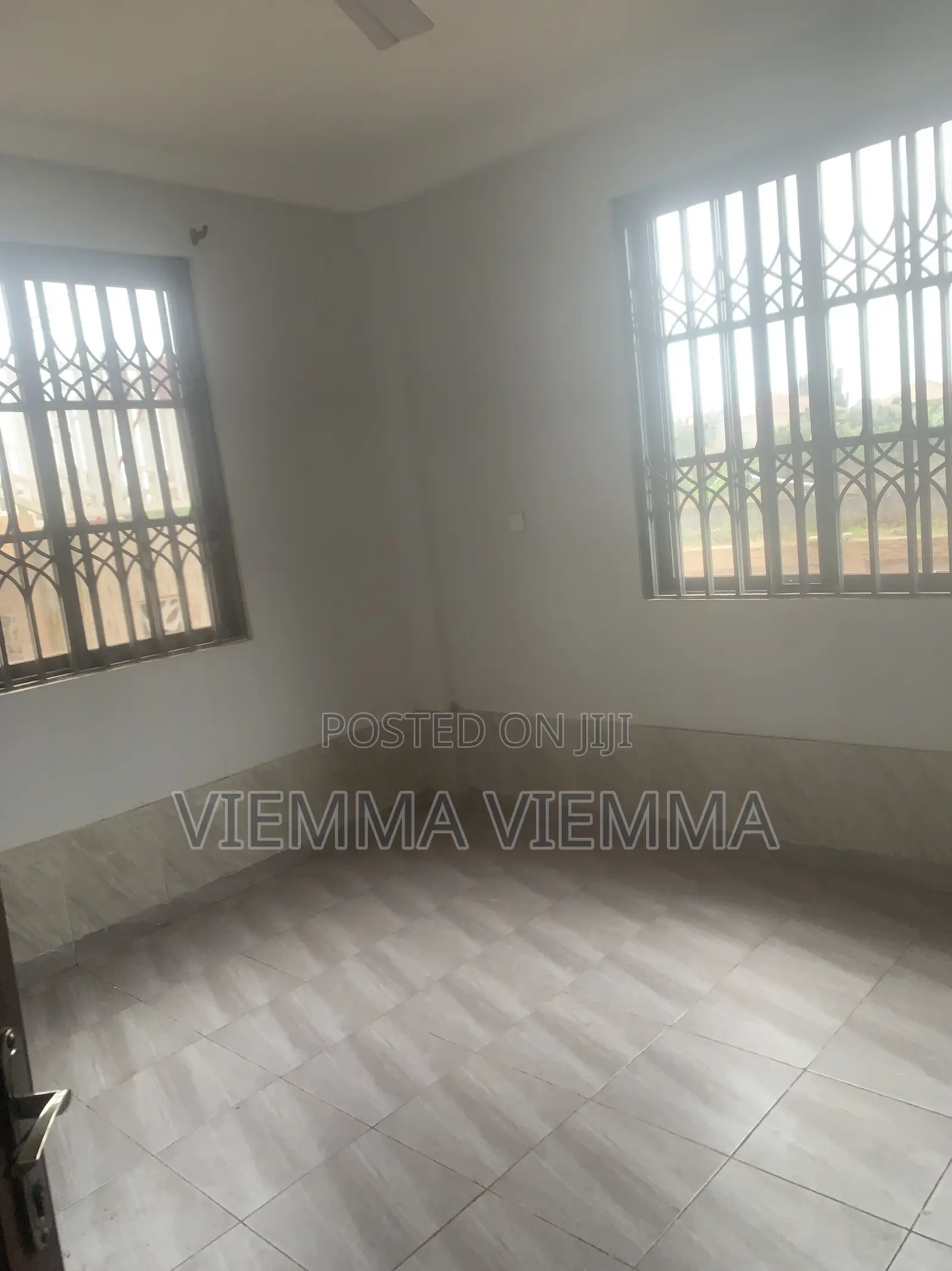 2bdrm House in Oyibi for rent