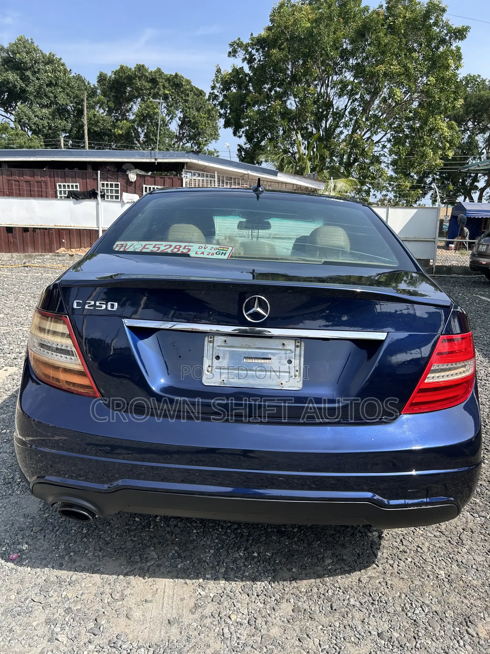 Mercedes-Benz C250 2014 Blue