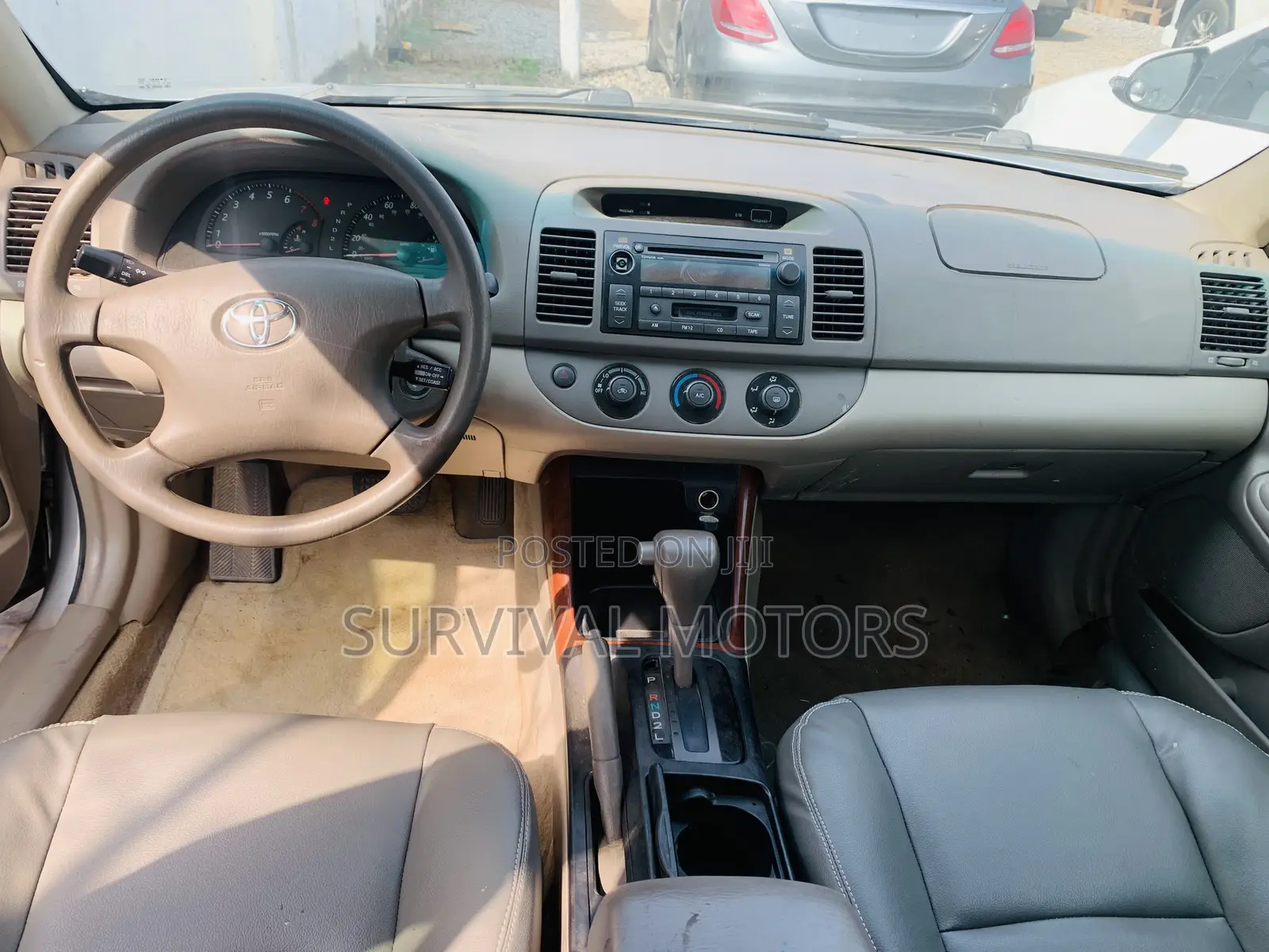 Toyota Camry LE 4dr Sedan (2.4L 4cyl 5A) 2005 Silver
