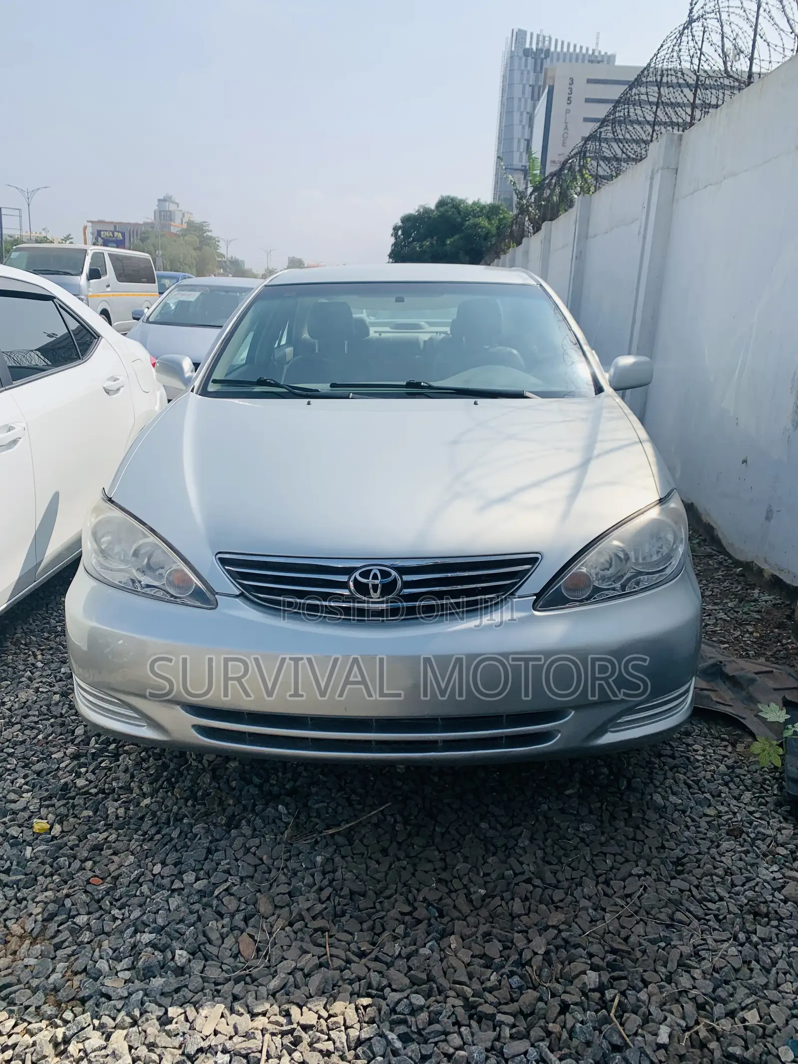 Toyota Camry LE 4dr Sedan (2.4L 4cyl 5A) 2005 Silver