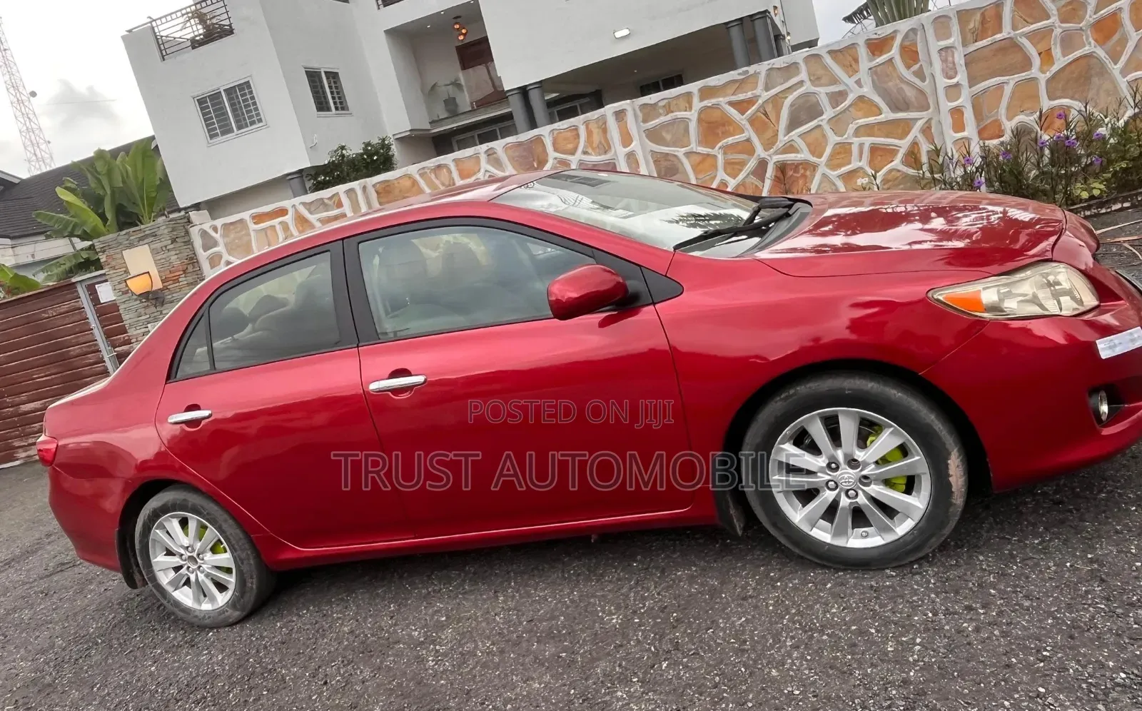 Toyota Corolla LE 4dr Sedan (1.8L 4cyl 4A) 2010 Red