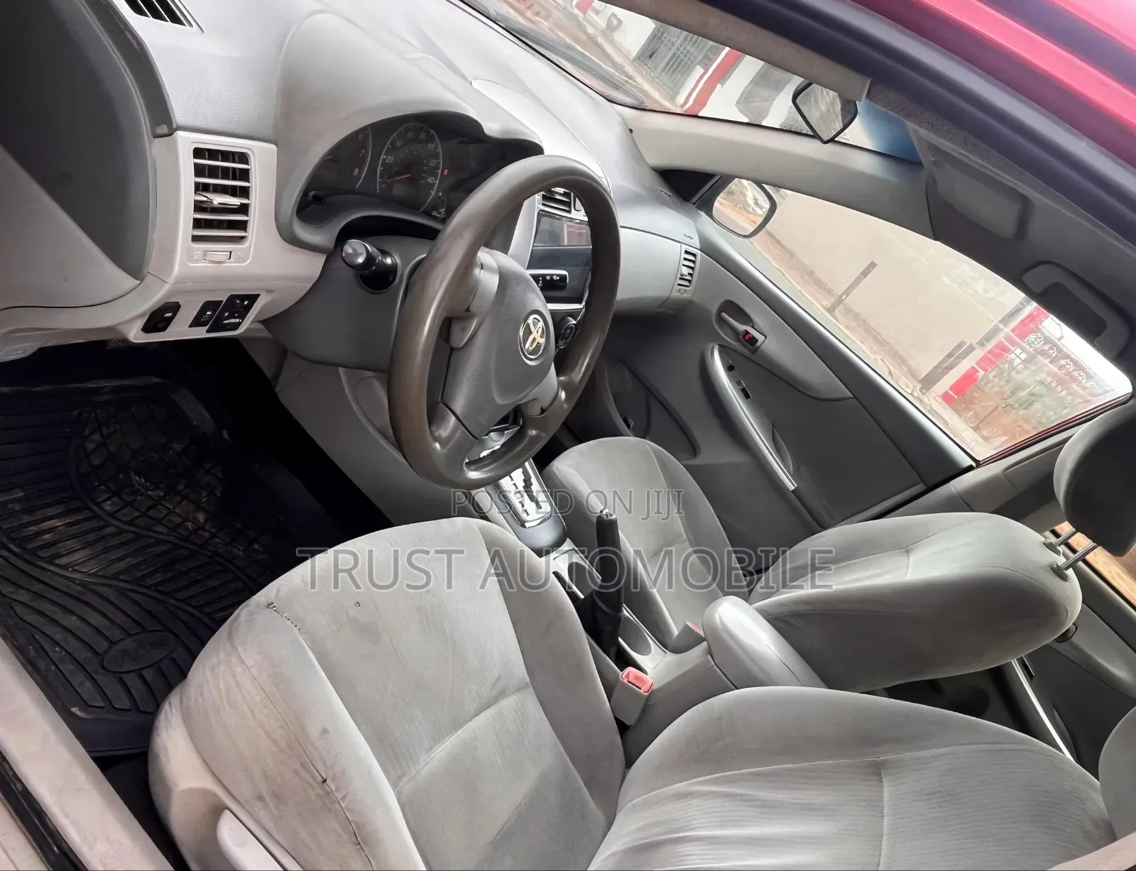Toyota Corolla LE 4dr Sedan (1.8L 4cyl 4A) 2010 Red