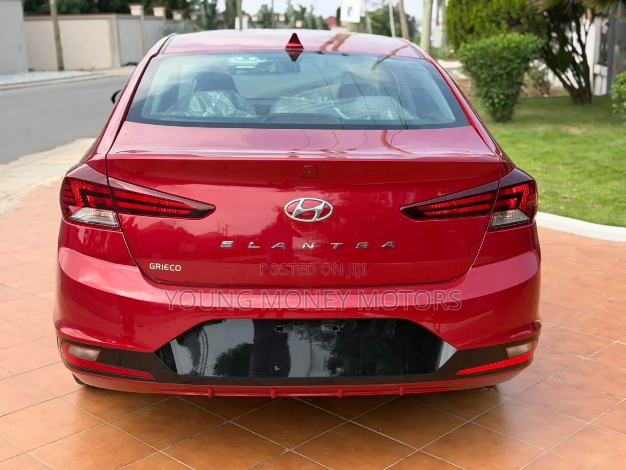 Hyundai Elantra ECO 2019 Red