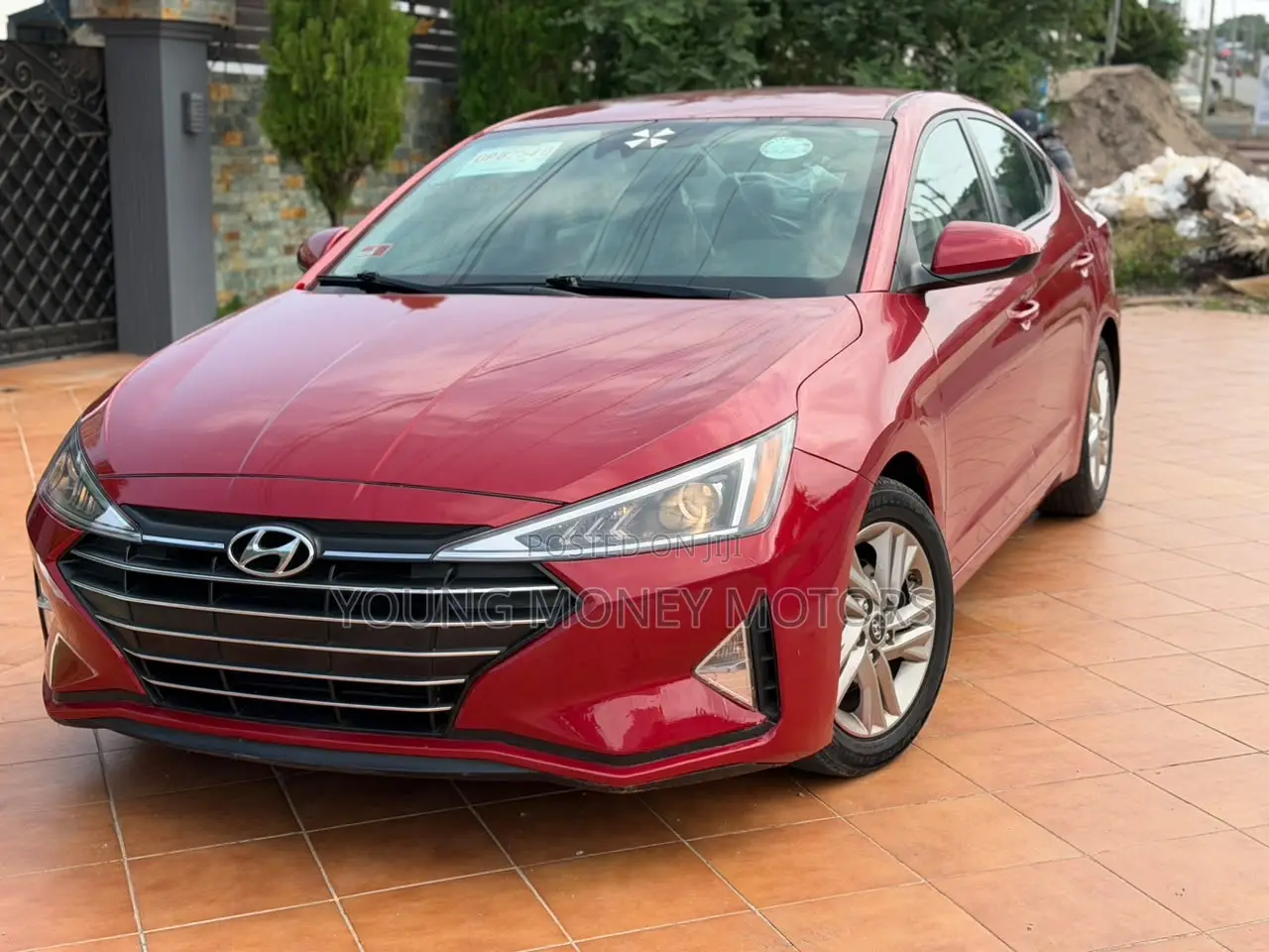 Hyundai Elantra ECO 2019 Red
