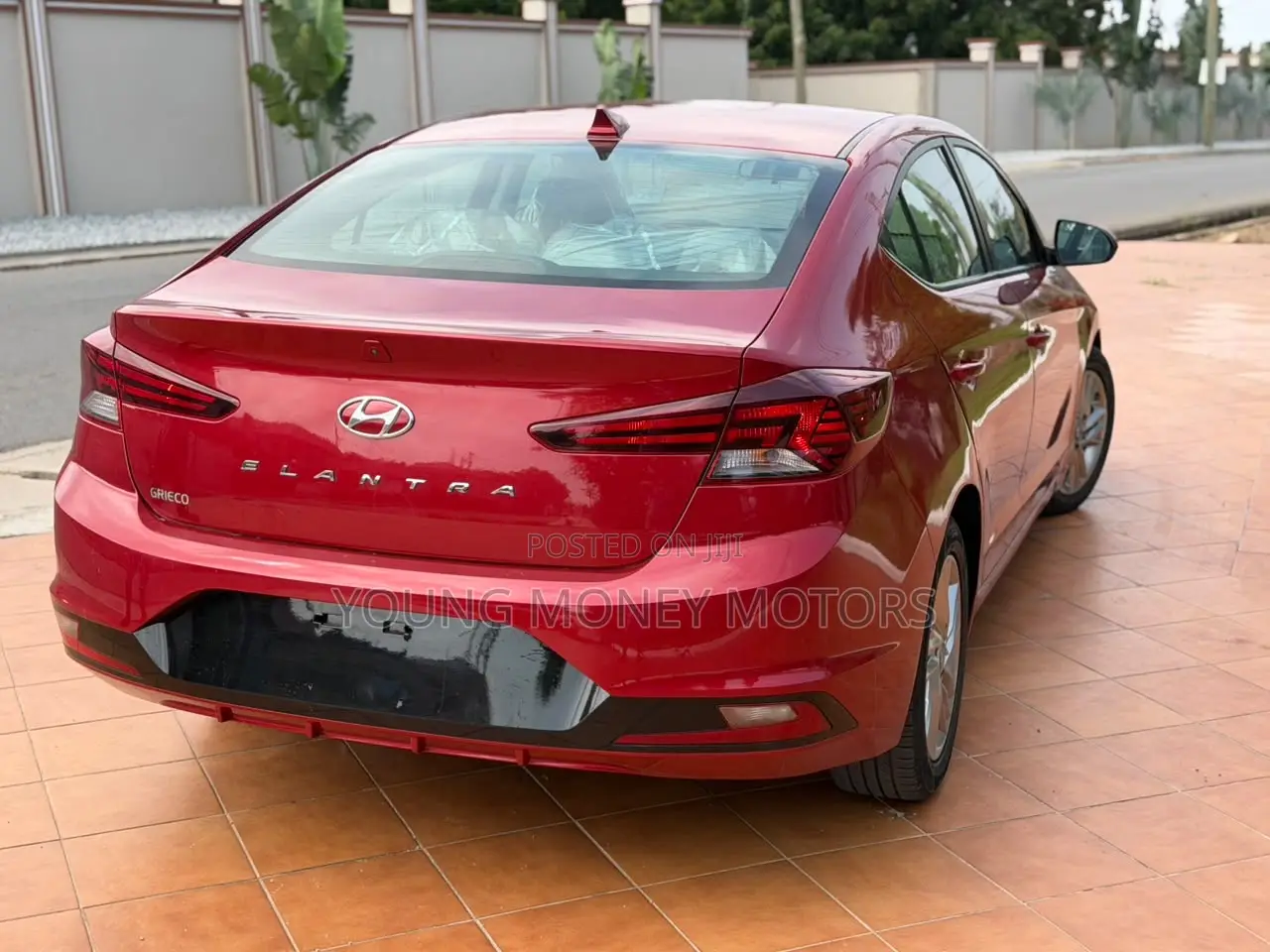Hyundai Elantra ECO 2019 Red
