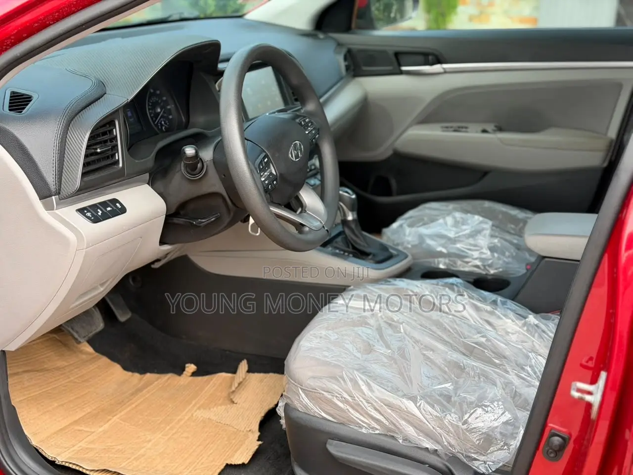 Hyundai Elantra ECO 2019 Red