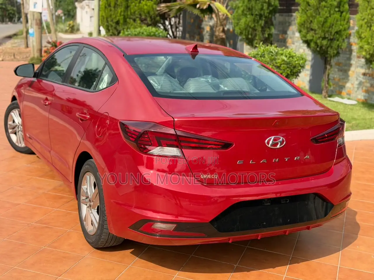 Hyundai Elantra ECO 2019 Red