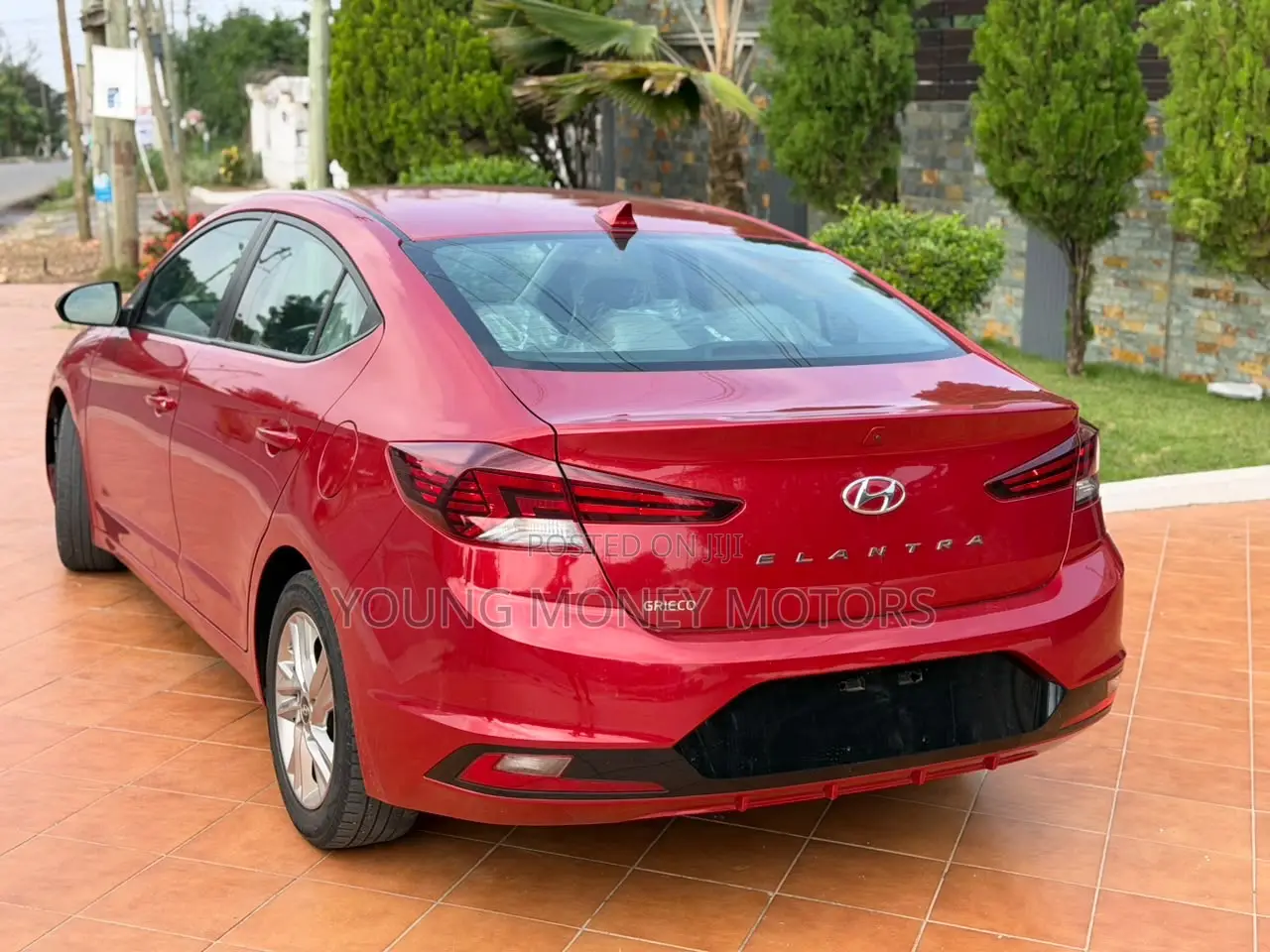 Hyundai Elantra ECO 2019 Red