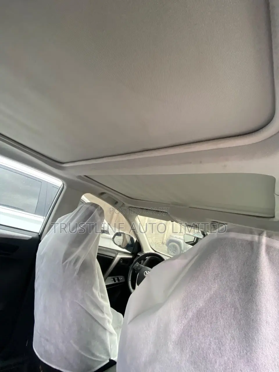 Toyota RAV4 2017 White