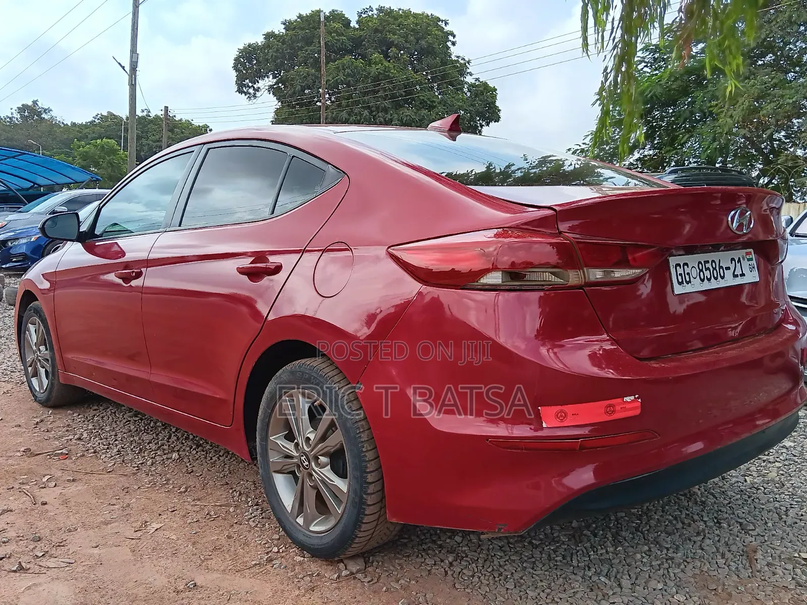 Hyundai Elantra Value Edition Sedan FWD (2.0L 4cyl 6A) 2017 Red