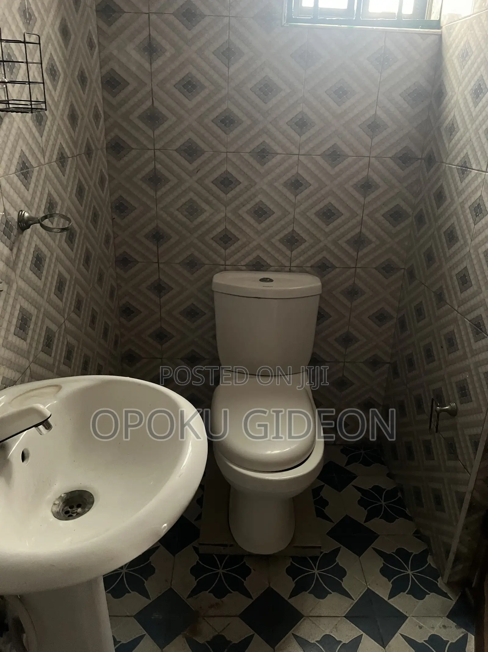 2bdrm Apartment in Ayawaso, Olebu for rent