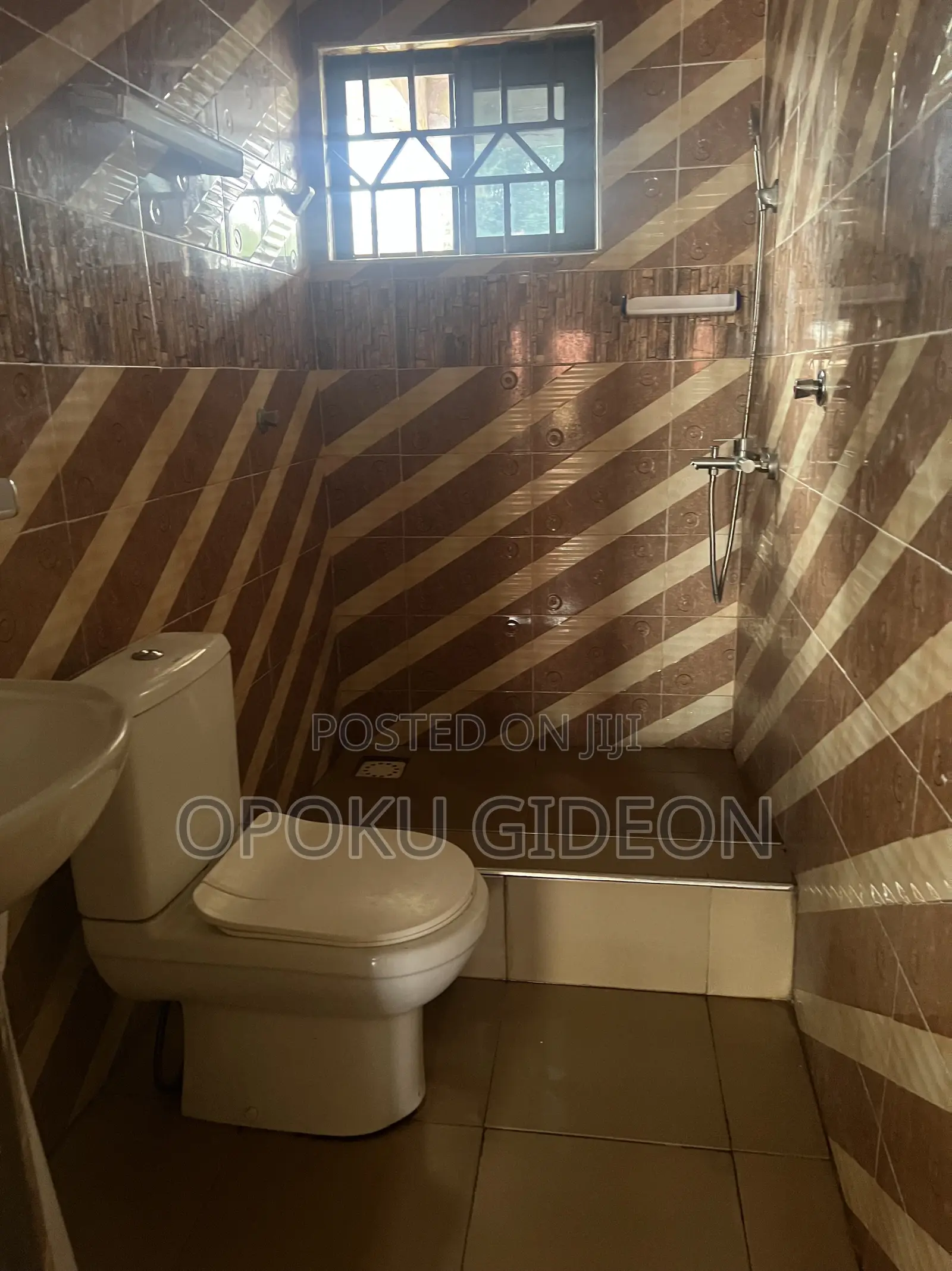 1bdrm Room & Parlour in Pokuase for rent