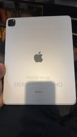 Apple iPad Pro 12.9 (2022) 128 GB Silver