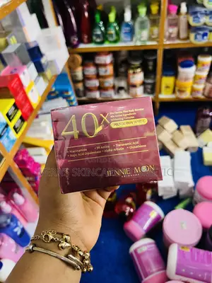 Jennie Moon 40x Pro Derma White Cream