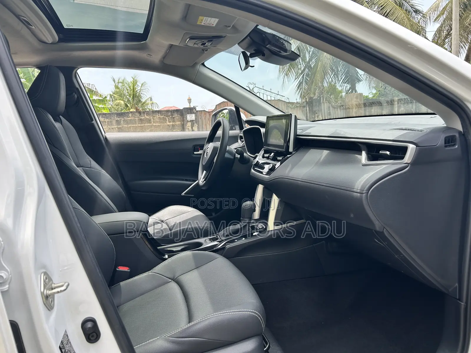 Toyota Frontlander 2.0 Petrol FWD 2022 White