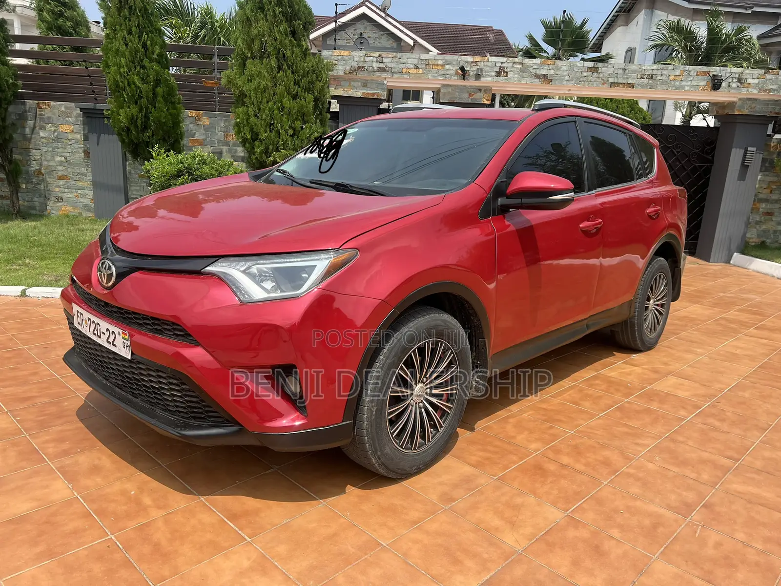Toyota RAV4 2015 Red