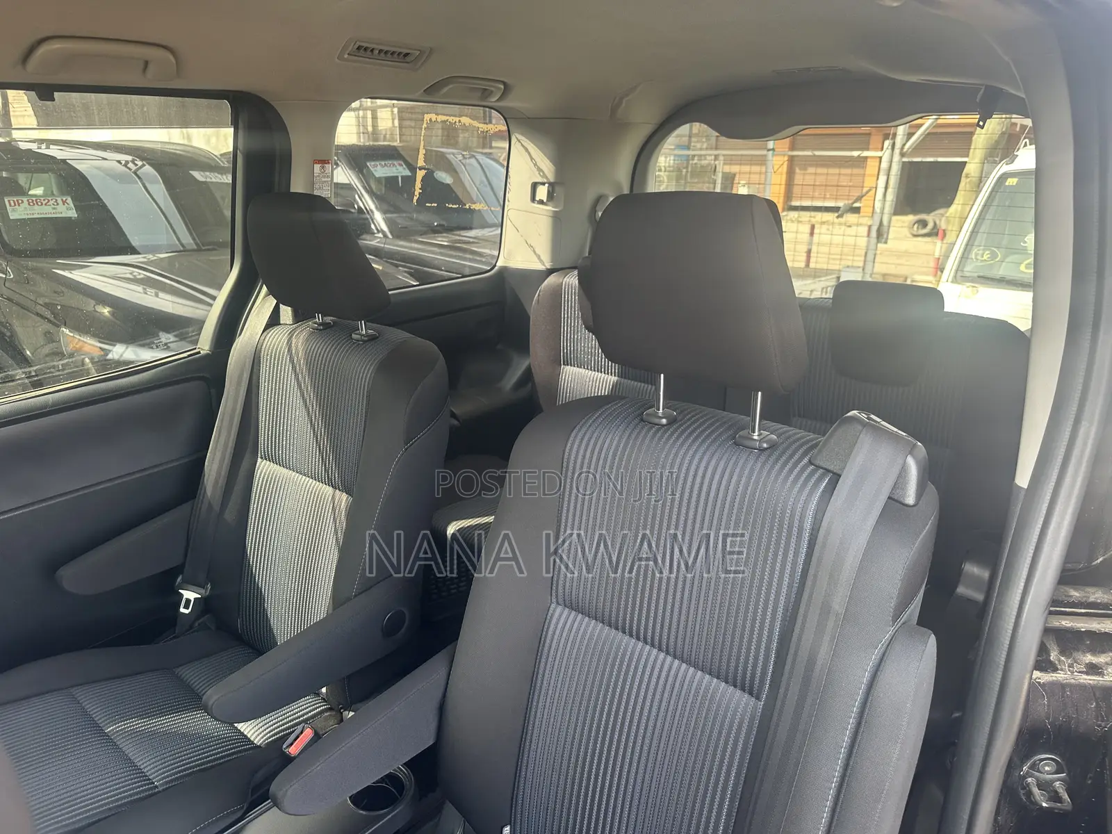 Toyota Voxy X 4WD 7-Seater 2015 Black