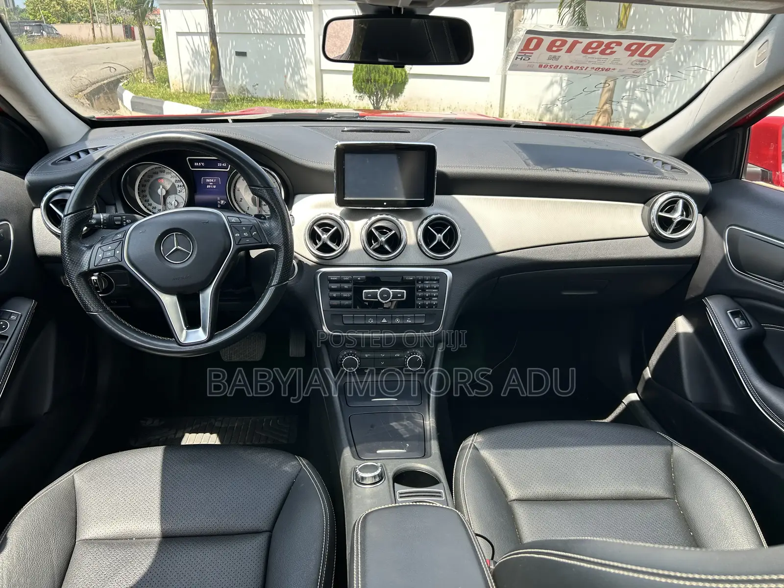 Mercedes-Benz GLA 250 2015 Red