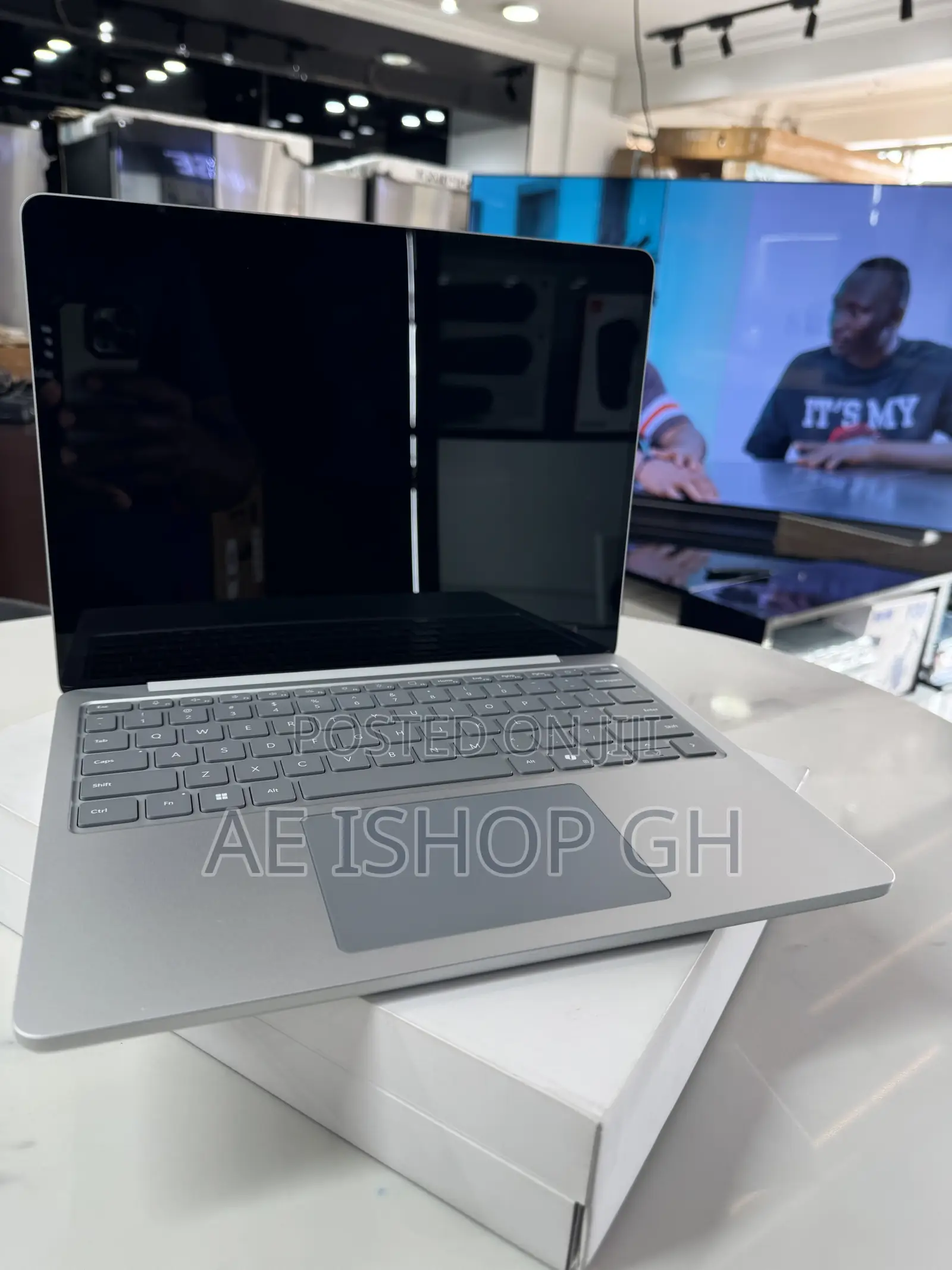 New Microsoft Surface Laptop 16GB Qualcomm Snapdragon X Plus SSD 256GB