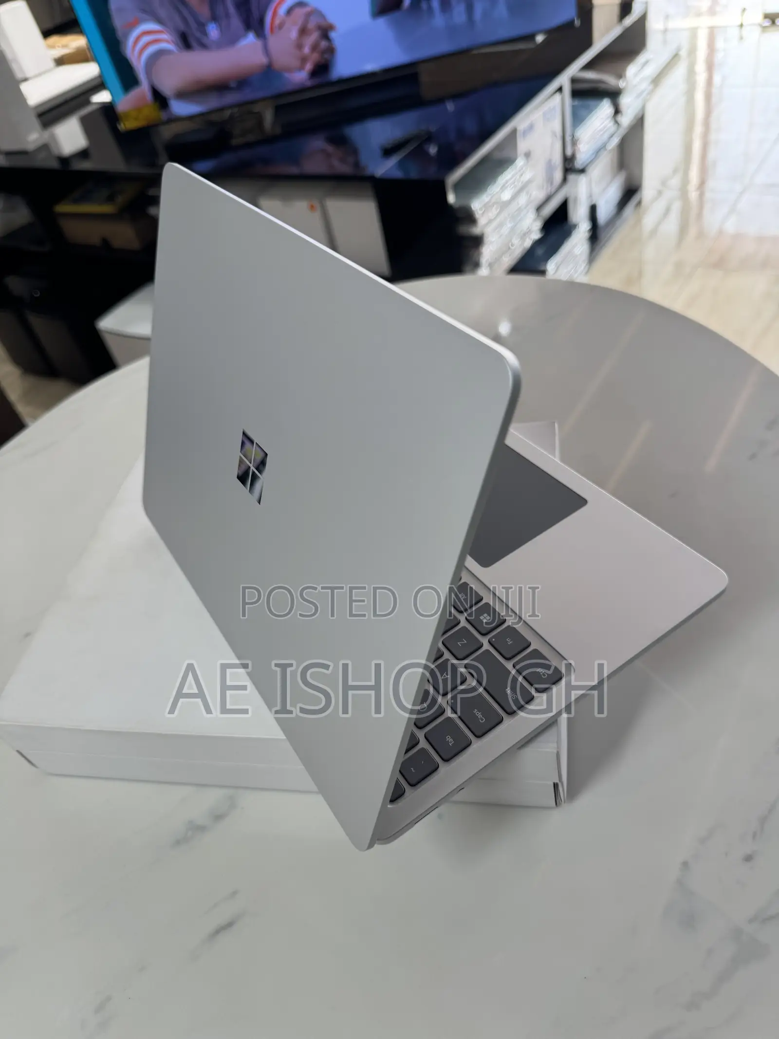 New Microsoft Surface Laptop 16GB Qualcomm Snapdragon X Plus SSD 256GB