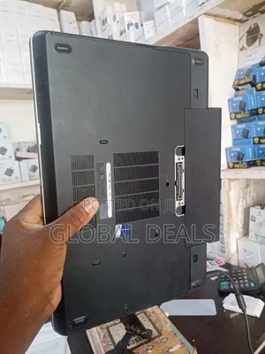 Laptop Dell Precision M2800 8GB Intel Core i7 HDD 500GB