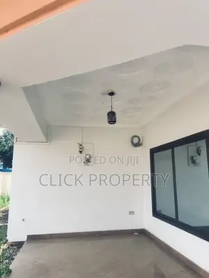 3bdrm House in Click Estate, Nmai-Dzorn for rent