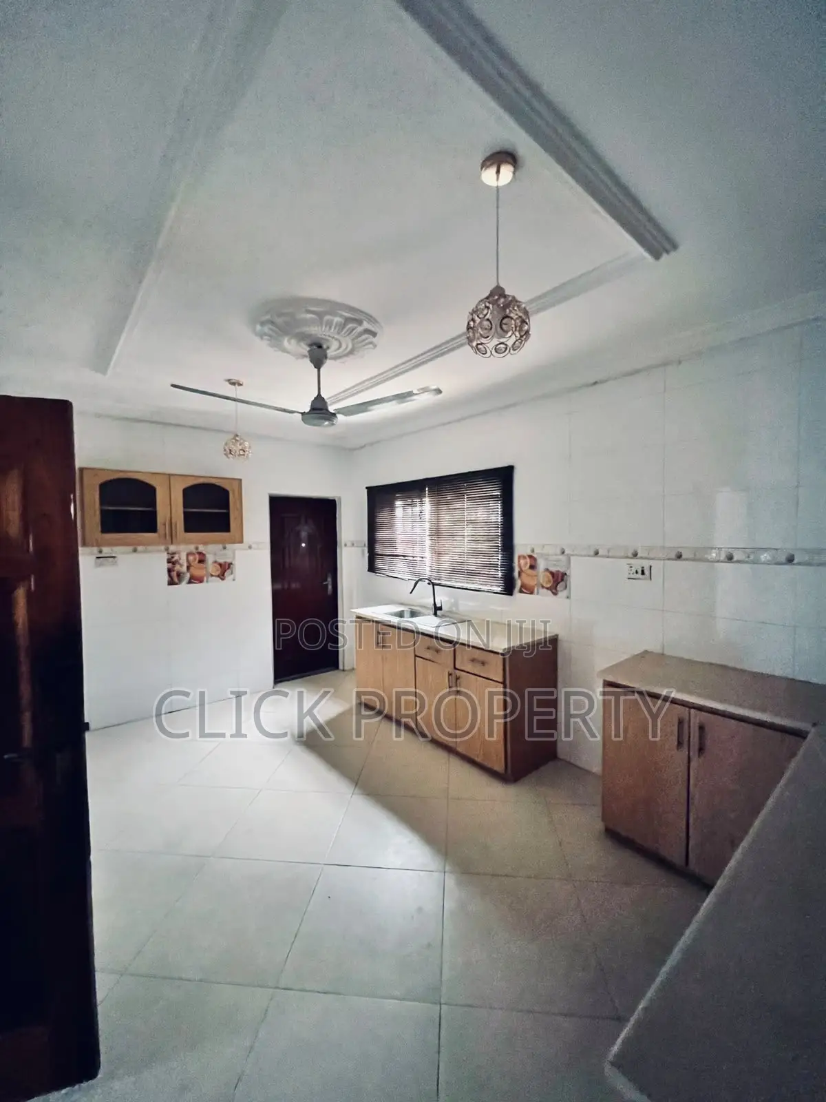 3bdrm House in Click Estate, Nmai-Dzorn for rent