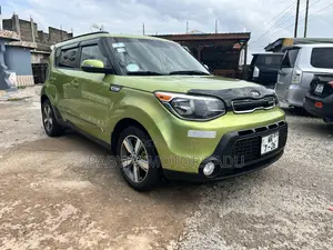Kia Soul + 4dr Wagon (2.0L 4cyl 6A) 2015 Green