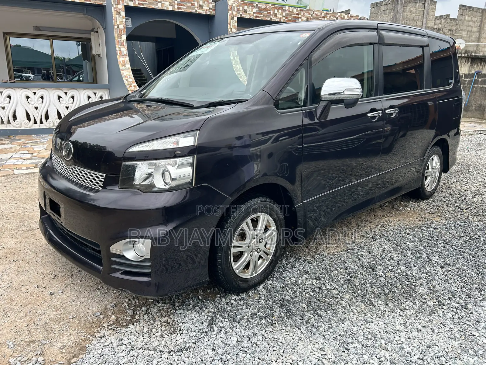 Toyota Voxy V 2WD 8-Seater 2012 Black