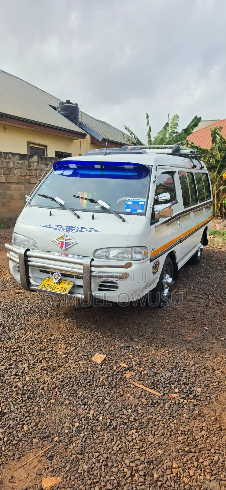 Hyundai H-100 2001 White