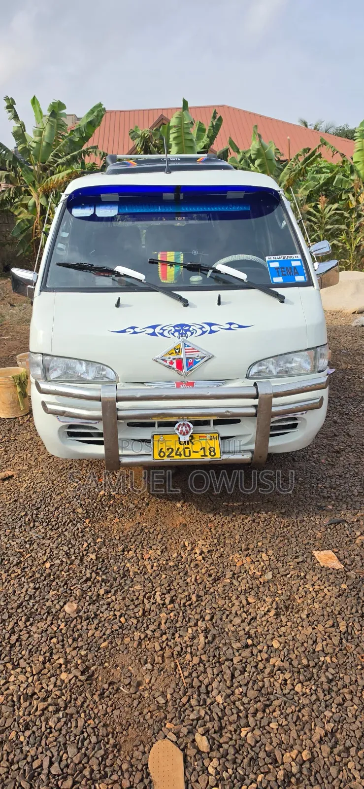 Hyundai H-100 2001 White